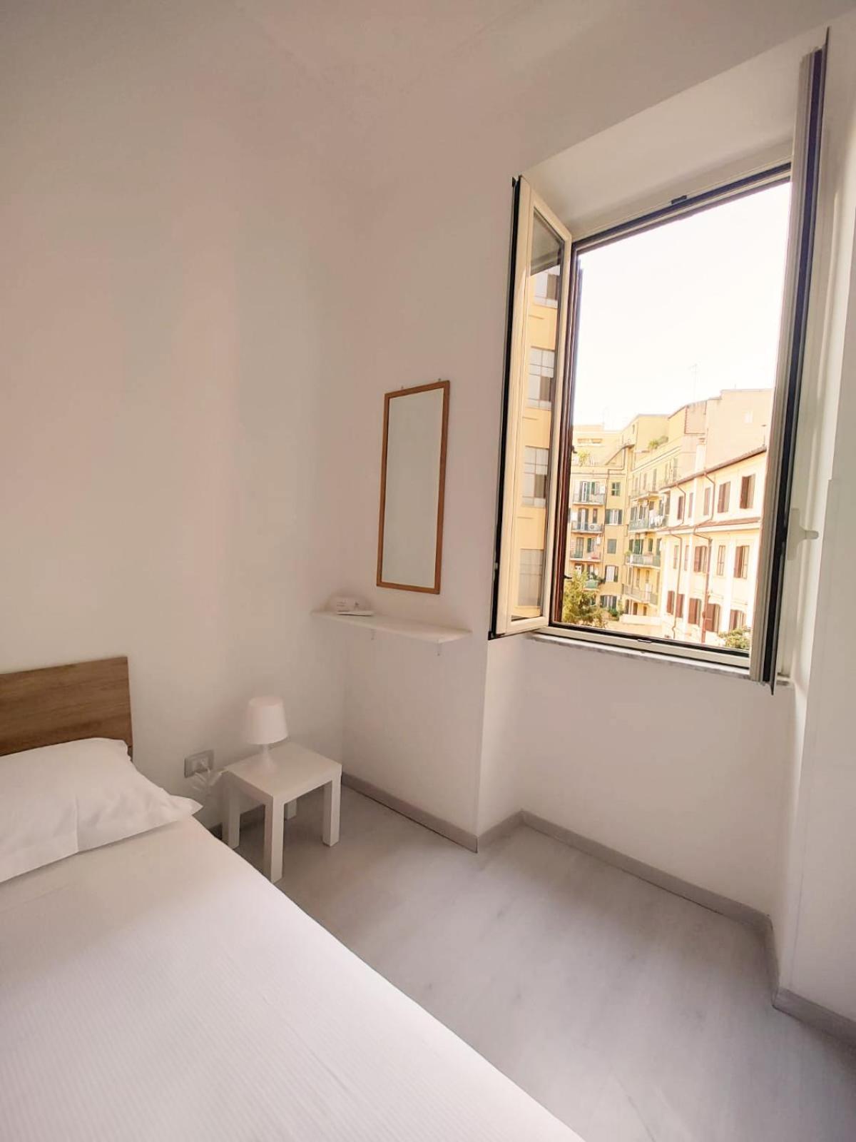 Vivirome - 2 Bedrooms Apartment - San Giovanni Eksteriør billede