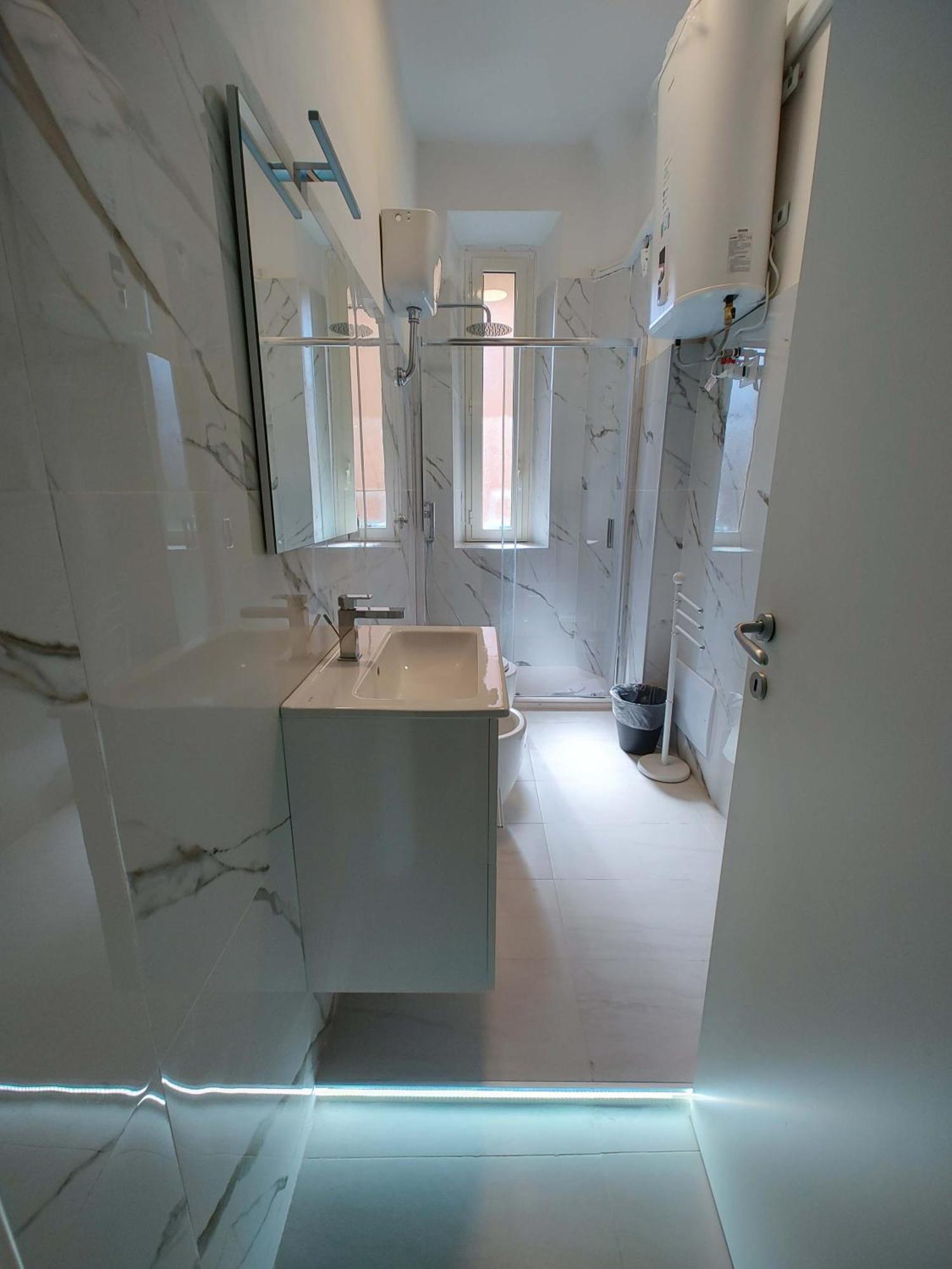 Vivirome - 2 Bedrooms Apartment - San Giovanni Eksteriør billede